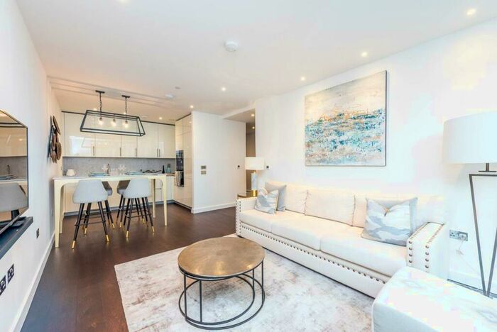 2 Bedroom Flat To Rent In Charles Clowes Walk, Nine Elms, London, SW11