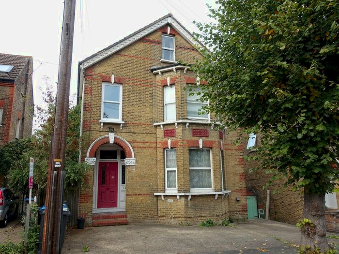1 Bedroom Flat To Rent In Dornton Road, South Croydon, CR2