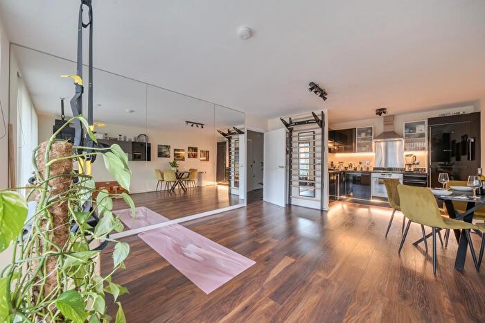 1 Bedroom Flat For Sale In Maidenhead, Berkshire, SL6