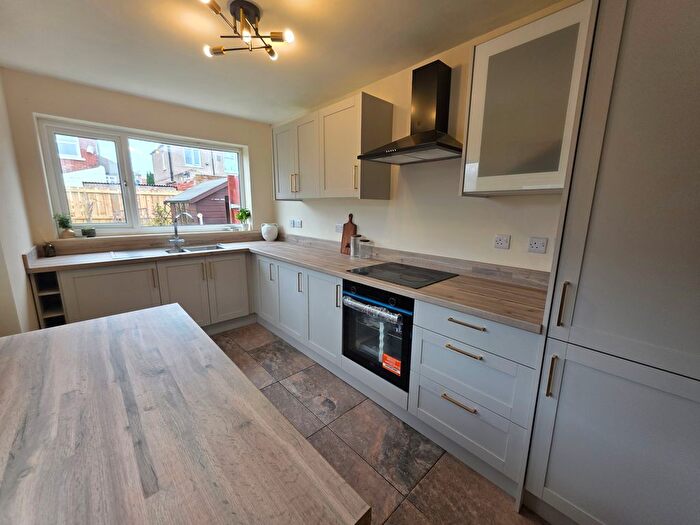 3 Bedroom Semi-Detached House For Sale In Trenholme Road, Middlesbrough, TS4