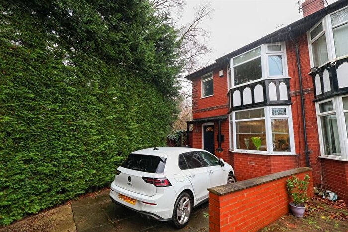 3 Bedroom End Terrace House To Rent In Parkside Avenue, Worsley, M28