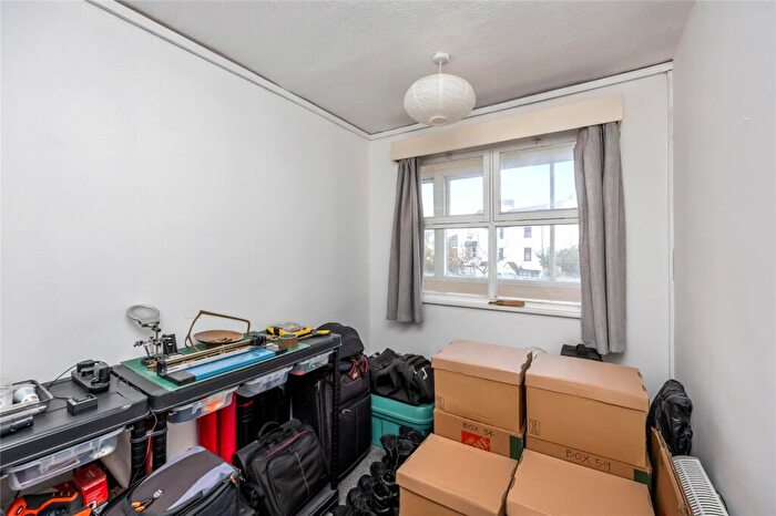 2 Bedroom Flat For Sale In East Lodge, Brighton Road, Lancing, West Sussex, BN15