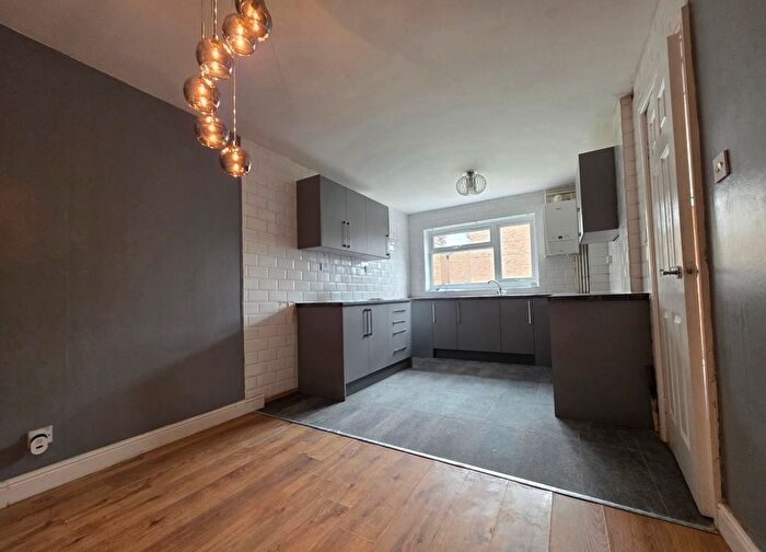 3 Bedroom Property To Rent In Wychbold Close, Willenhall, WV12