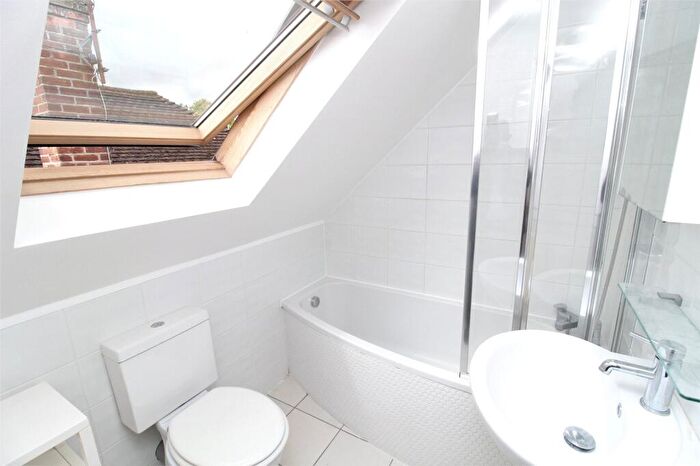 5 Bedroom Detached House To Rent In Chelmsford Road, Shenfield, CM15