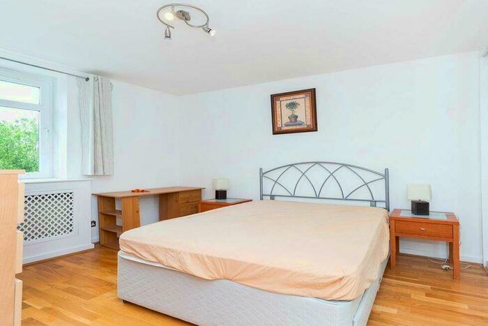 1 Bedroom Flat To Rent In Chester Court, Albany Street, Regents Park / Camden, NW1