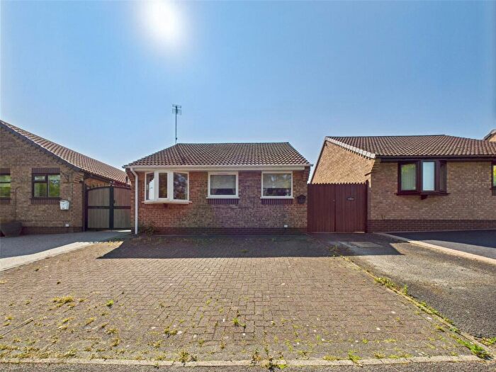 2 Bedroom Bungalow For Sale In Windsor Close, Heanor, Derbyshire, DE75