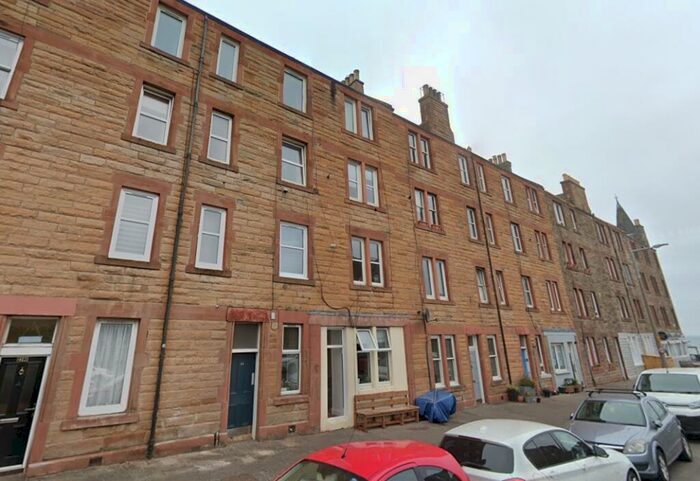 1 Bedroom Flat To Rent In , King's Road, Edinburgh, EH15