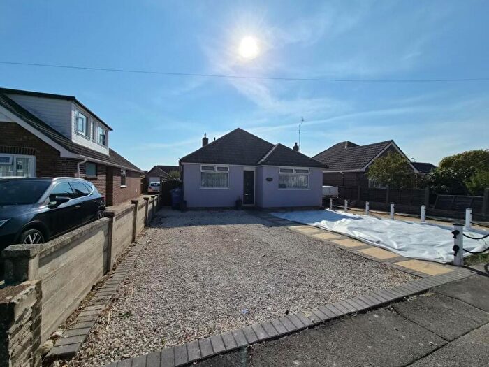 3 Bedroom Detached Bungalow For Sale In Allens Road, Poole, Dorset, BH16
