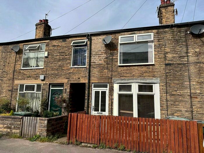 2 Bedroom Terraced House To Rent In Roseberry Avenue, Shipley, Bradford, BD18