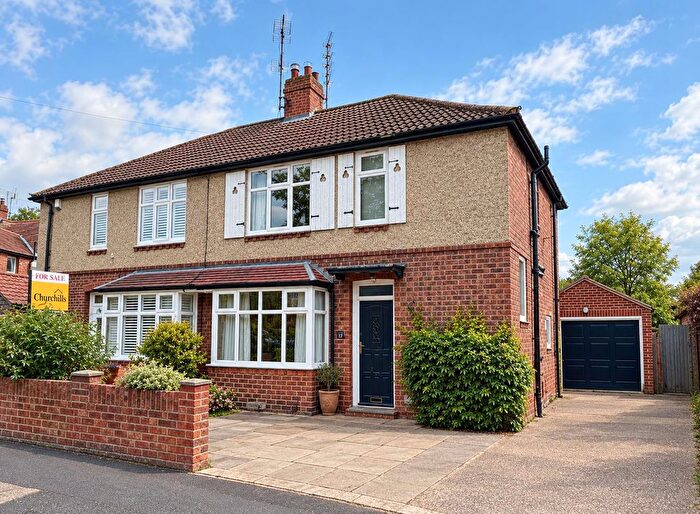 3 Bedroom Semi-detached House For Sale In Melrosegate, York, YO31