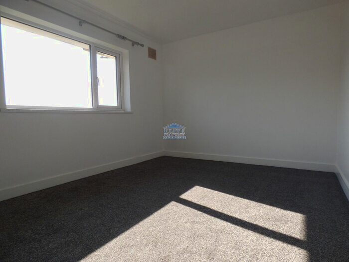 3 Bedroom Flat To Rent In Glynllan, Blackmill, Bridgend., CF35