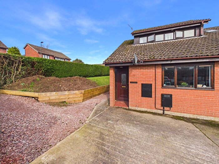 3 Bedroom End Terrace House For Sale In Poolway Court, Coleford, GL16