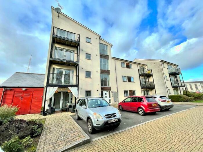 2 Bedroom Apartment To Rent In Navigators Court - Portishead Marina, BS20