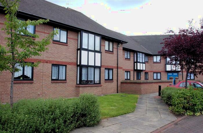 1 Bedroom Flat To Rent In Parkfield Court, Parkfield Way, Leeds, West Yorkshire, LS14