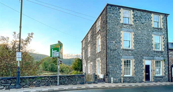 1 Bedroom Flat For Sale In Flat, Glan Conwy House, Bridge Street, Llanrwst, Conwy, LL26