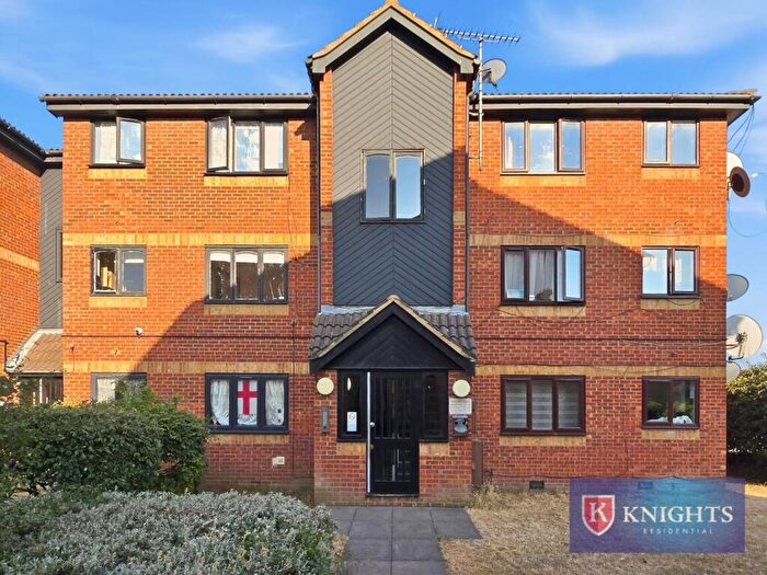 Studio For Sale In Acworth Close, London, N9