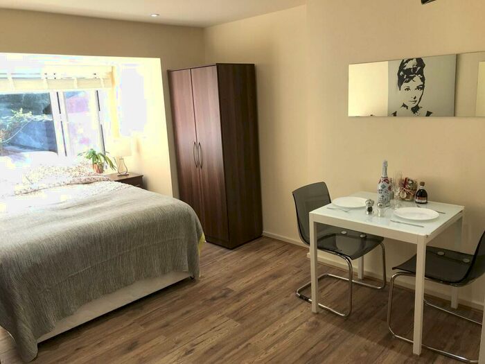 Studio To Rent In Anson Road, NW2