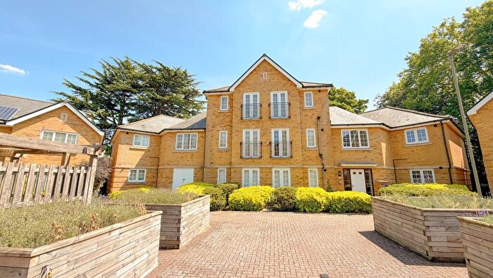 1 Bedroom Flat For Sale In Forelle Way, Carshalton, Surrey., SM5