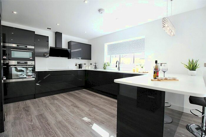 5 Bedroom Detached House For Sale In St Francis Green, Station Road, Bardney, LN3