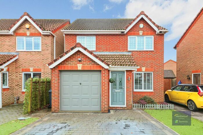 3 Bedroom Detached House To Rent In Caesar Avenue, Kings North -Knights Park, Ashford, TN23
