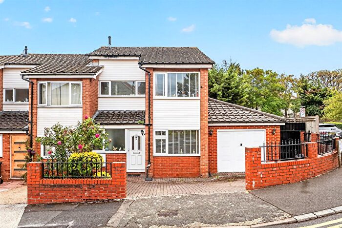 4 Bedroom End Terrace House For Sale In Gavina Close, Morden, SM4