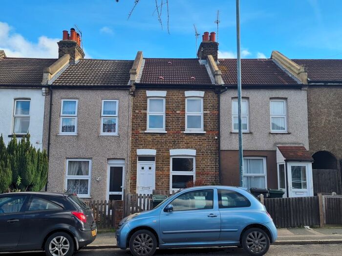 2 Bedroom Terraced House To Rent In St. Vincents Road, Dartford, DA1