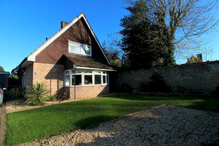 3 Bedroom Detached House For Sale In High Street, Carlton, MK43
