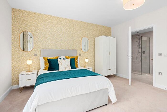 1 Bedroom Apartment For Sale In The Beacons, Chelmsford, Essex, CM1