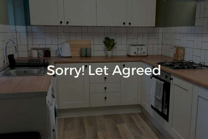 3 Bedroom Apartment To Rent In Biddlestone Road, NE6