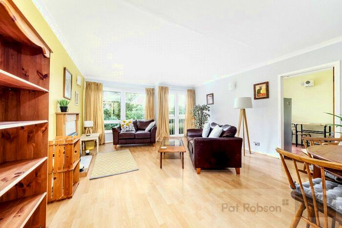 1 Bedroom Flat To Rent In Chandler Court, Adderstone Crescent, Jesmond, Newcastle Upon Tyne, NE2