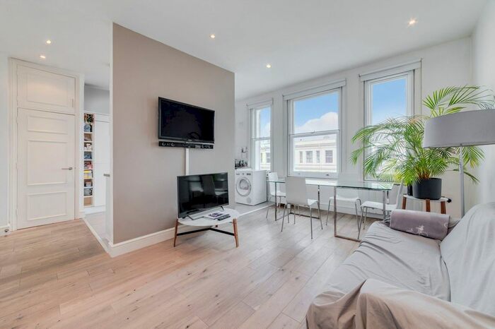 2 Bedroom Flat To Rent In Longridge Road, London, SW5