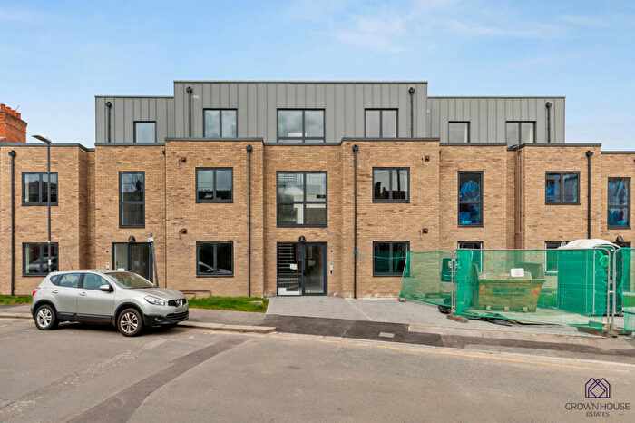 1 Bedroom Apartment For Sale In Fairholme Road, Harrow, Middlesex, HA1