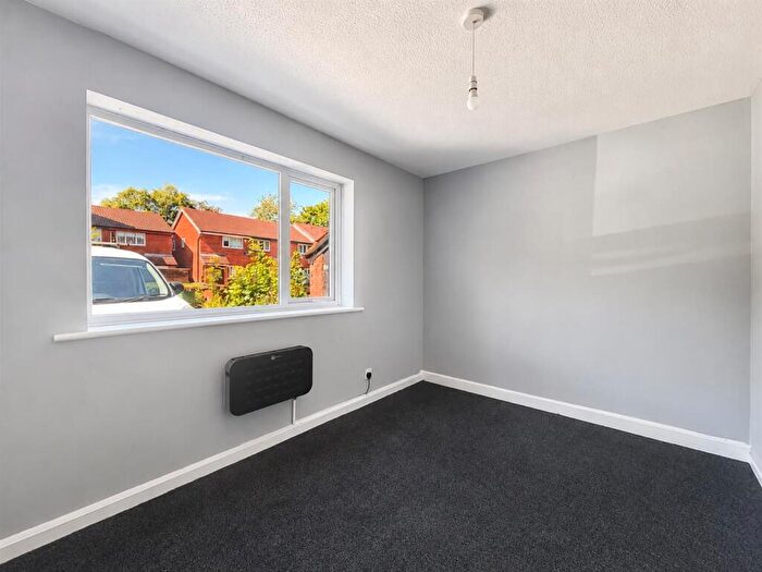 1 Bedroom Flat For Sale In Haighton Court, Fulwood, PR2