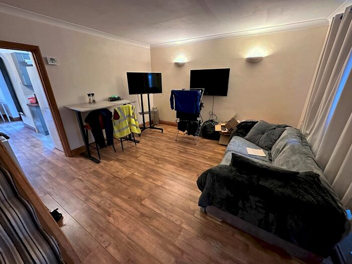 2 Bedroom Terraced House To Rent In Morpeth Avenue, Borehamwood, WD6