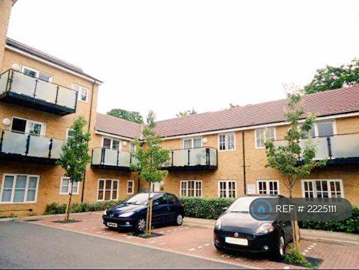 2 Bedroom Flat To Rent In Talehangers Close, Bexleyheath, DA6