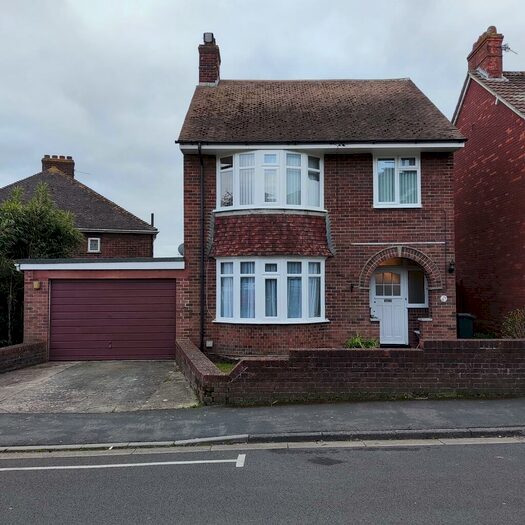 3 Bedroom House To Rent In Wardcliffe Road, Weymouth, DT4