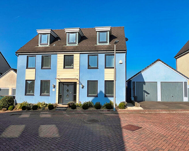5 Bedroom Detached House For Sale In Porlock Close Ogmore-By-Sea, CF32