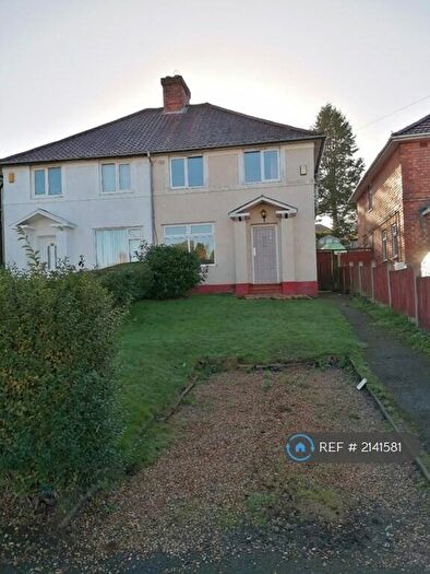 3 Bedroom Semi-Detached House To Rent In Kendal Rise Road, Birmingham, B45