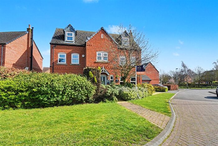 5 Bedroom Detached House For Sale In Wood Farm Close, Nettleton, LN7