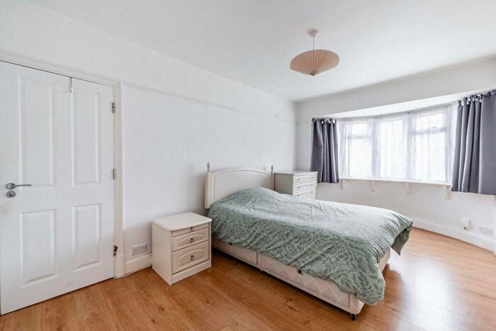 4 Bedroom House To Rent In Courtfield Avenue, , Harrow, HA1