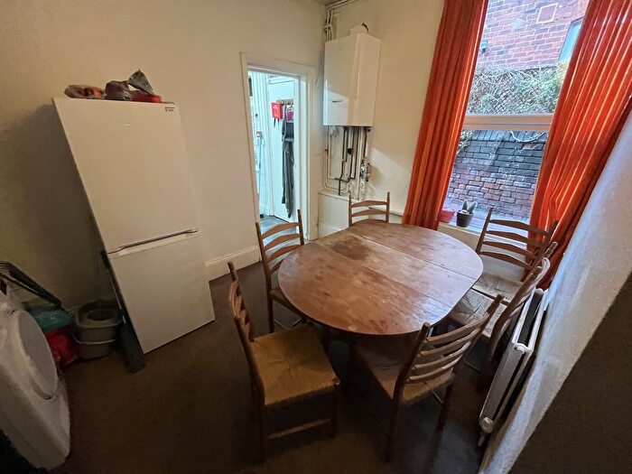 7 Bedroom Terraced House To Rent In Hanover Square, Leeds, West Yorkshire, LS3