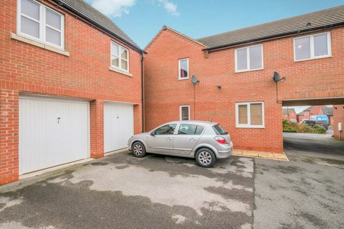 2 Bedroom Apartment To Rent In Naples Crescent, Pleasley, NG19