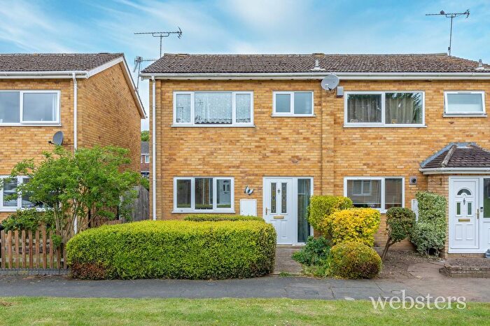3 Bedroom Semi-Detached House For Sale In Corbett Road, North Walsham, NR28
