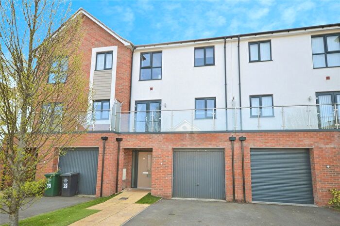 4 Bedroom Terraced House For Sale In Hewer Drive, Castle Gresley, Swadlincote, Derbyshire, DE11