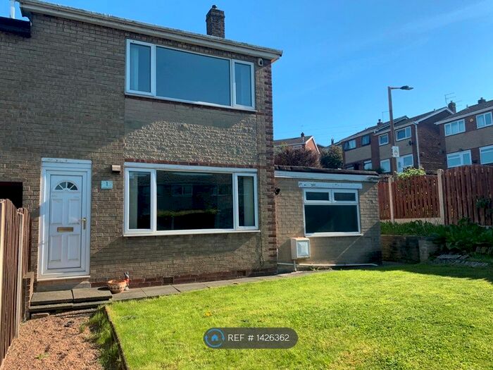 3 Bedroom Semi-Detached House To Rent In Chaffinch Avenue, Brinsworth, Rotherham, S60