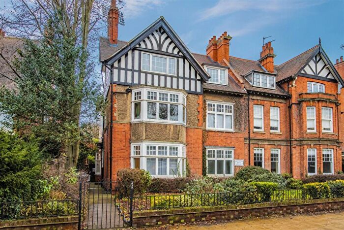 1 Bedroom Flat To Rent In Wellingborough Road, Northampton, NN1