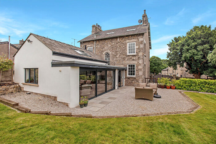 5 Bedroom Detached House For Sale In Haverflatts Lane, Milnthorpe, LA7