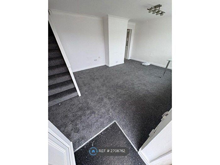 3 Bedroom Terraced House To Rent In Broadwell Road, Middlesbrough, TS4