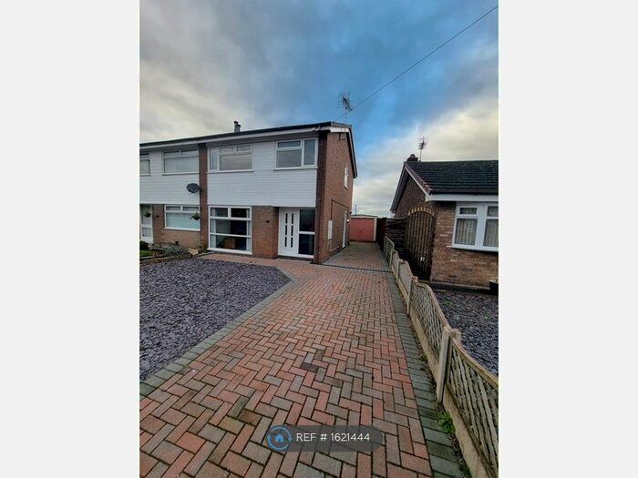 3 Bedroom Semi-Detached House To Rent In Willow Drive, Sandbach, CW11