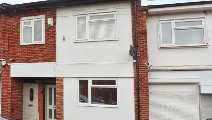 3 Bedroom Apartment For Sale In Brentwood Avenue, Finham, Coventry, CV3